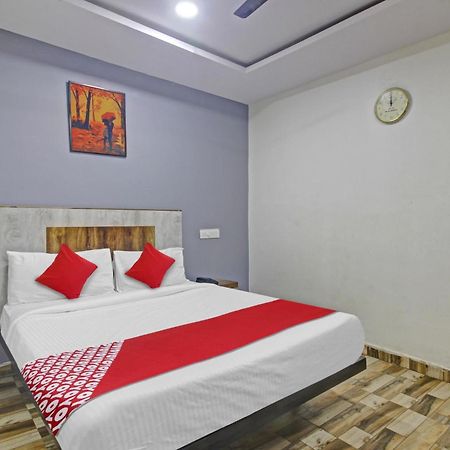 Super Hotel O Sri Sai Regency Hyderabad Eksteriør bilde