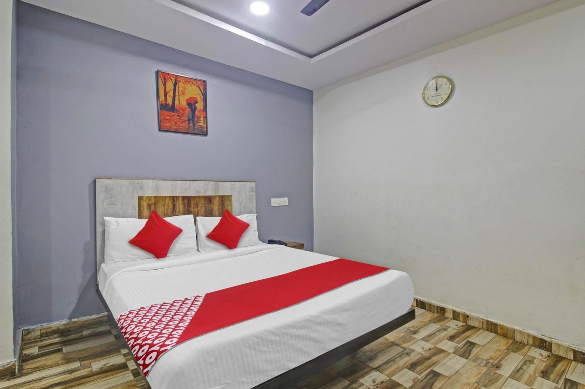 Super Hotel O Sri Sai Regency Hyderabad Eksteriør bilde